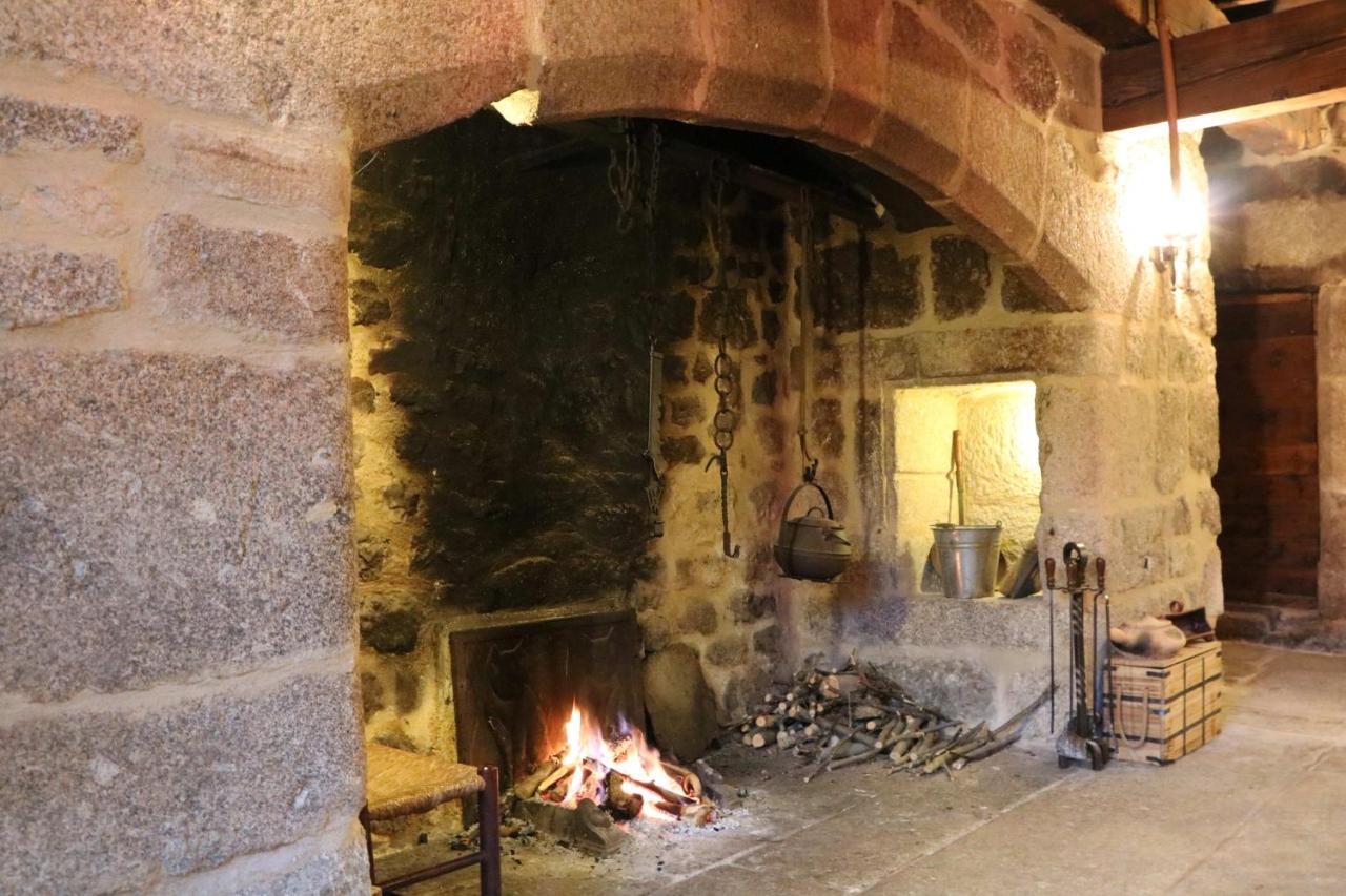 Le Petit Chateau Du Villard Le Malzieu-Forain Esterno foto