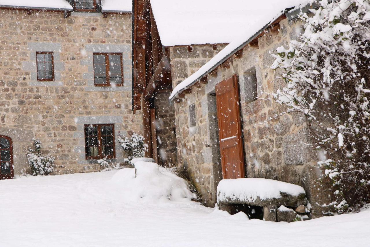 Le Petit Chateau Du Villard Le Malzieu-Forain Esterno foto